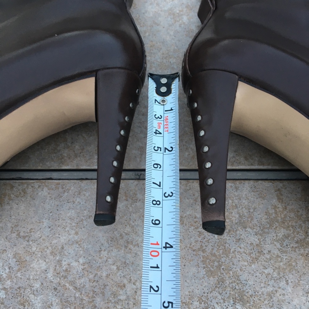 Sergio Rossi brown leather studded heeled boots 38 - Picture 13 of 14
